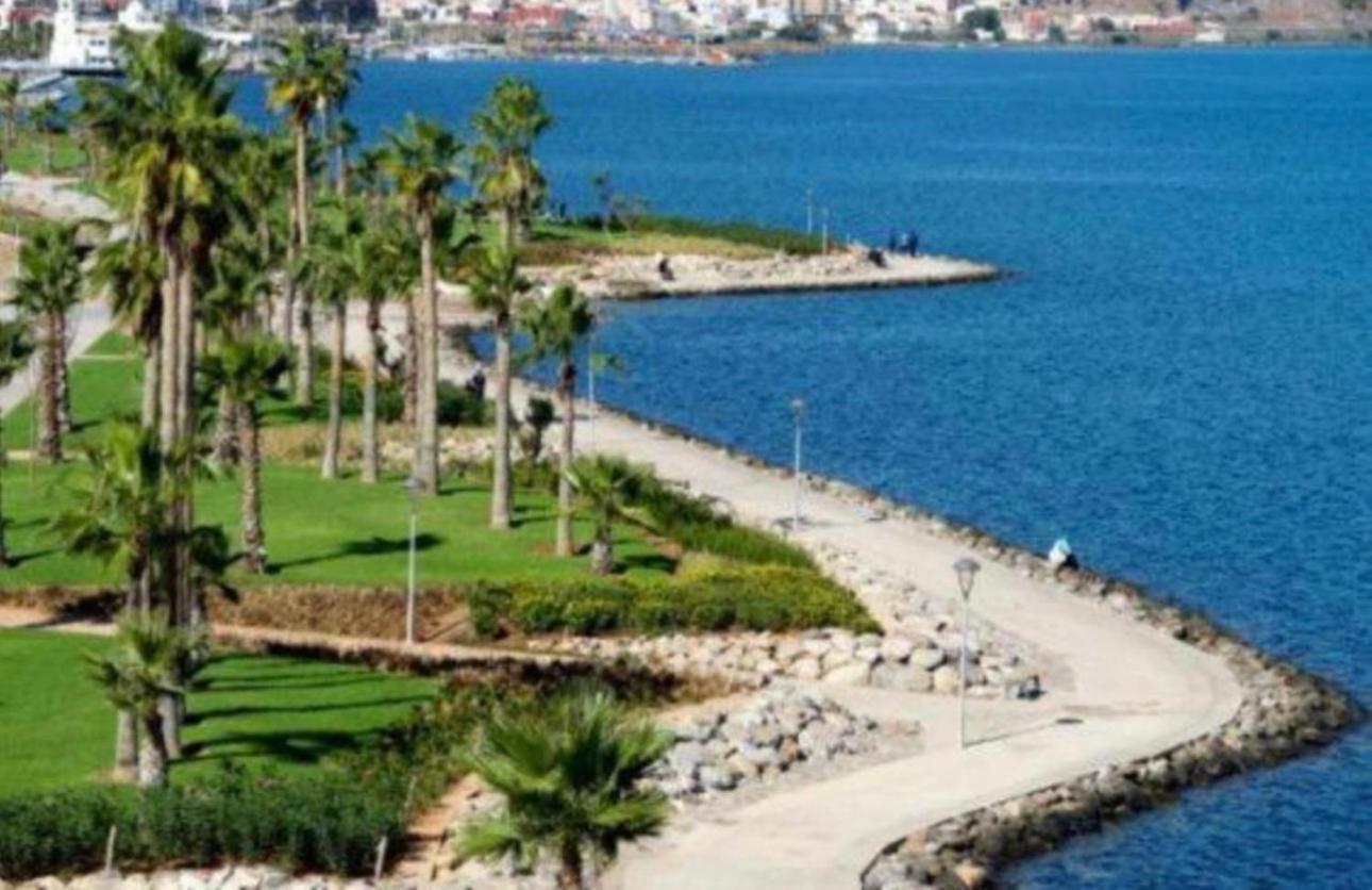 Pret De La Corniche Apartment Nador Bagian luar foto